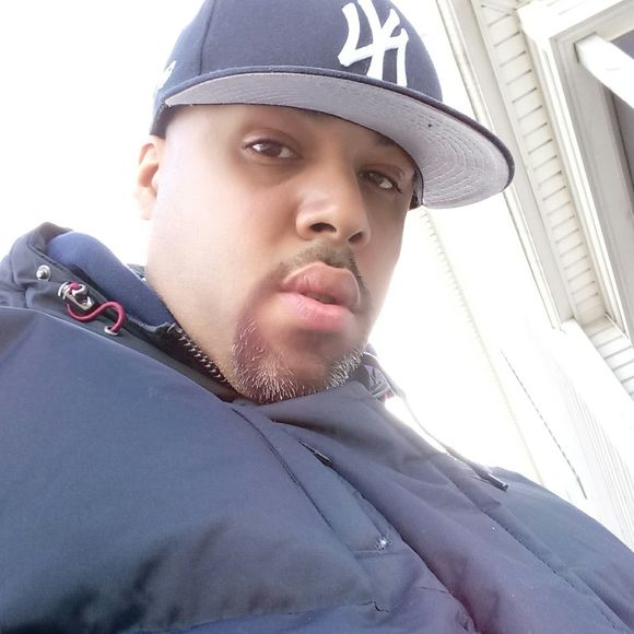 Meet your Posher, Jonathan - Picture 1 of 1